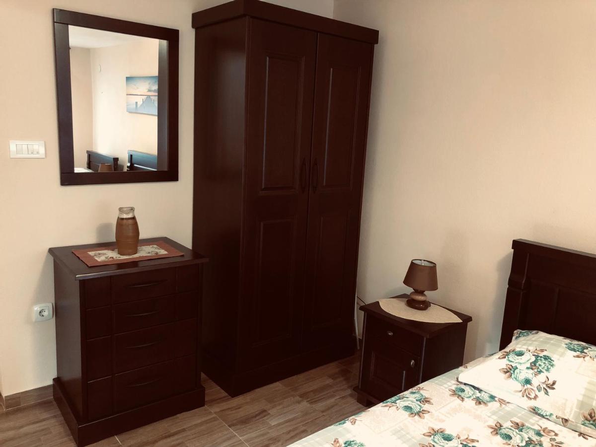 Apartments Panoramic Paradise Kotor Bagian luar foto